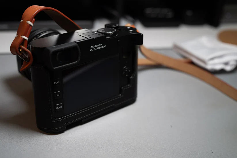 Leica Q2 47.3 MP Digital SLR Camera - Black + Accessories