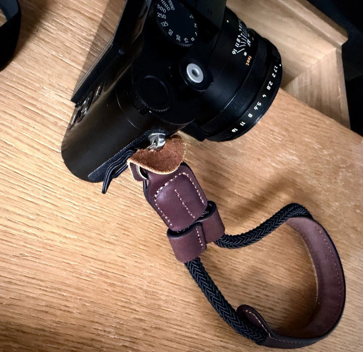 Leica Q3 28 60.3MP Camera - Black - Excellent Condition + Warranty + Thumb Grip